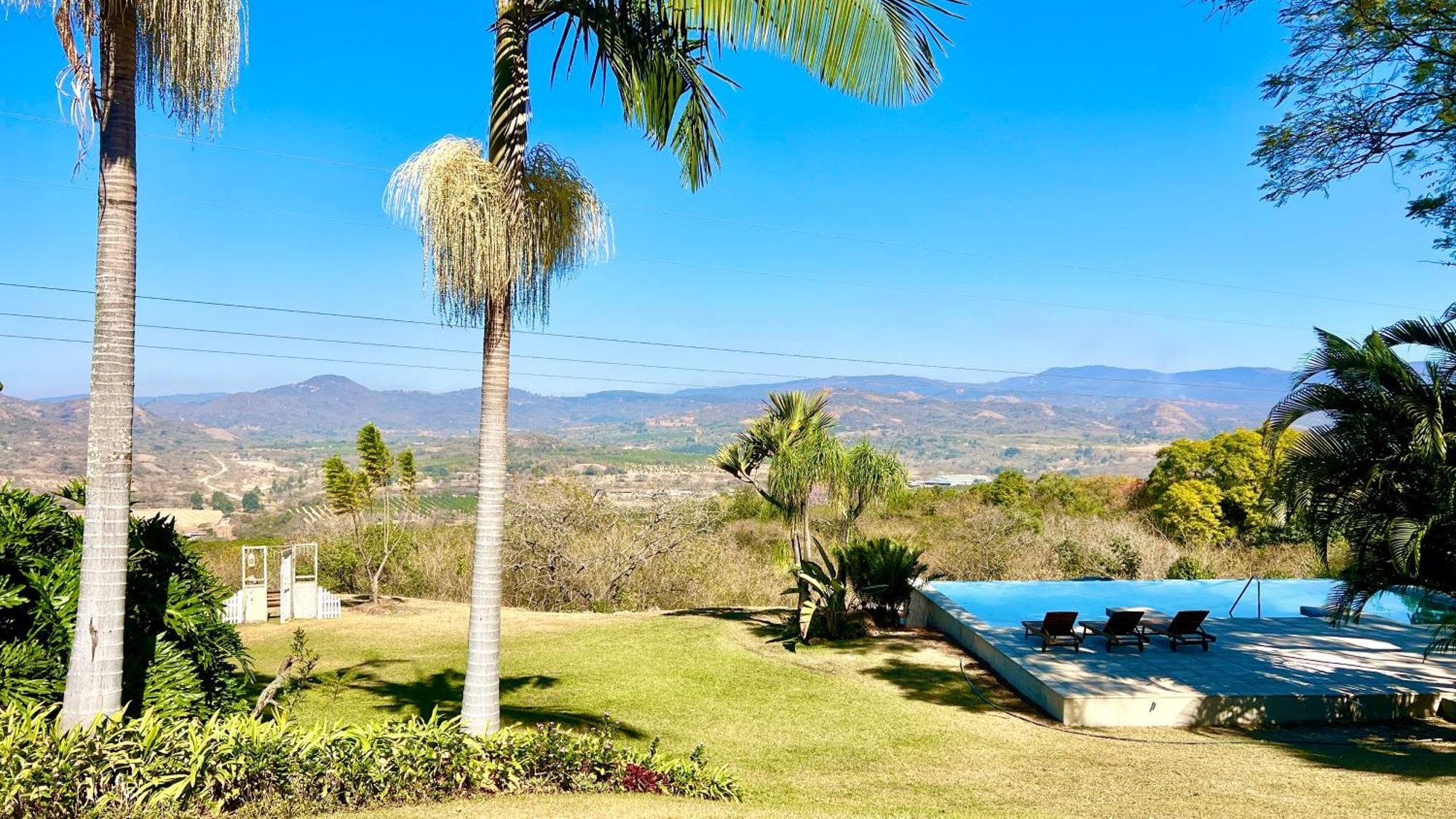 Loerieroep Estate - Mountainview Selfcatering Accommodation Nelspruit Mbombela Exterior foto
